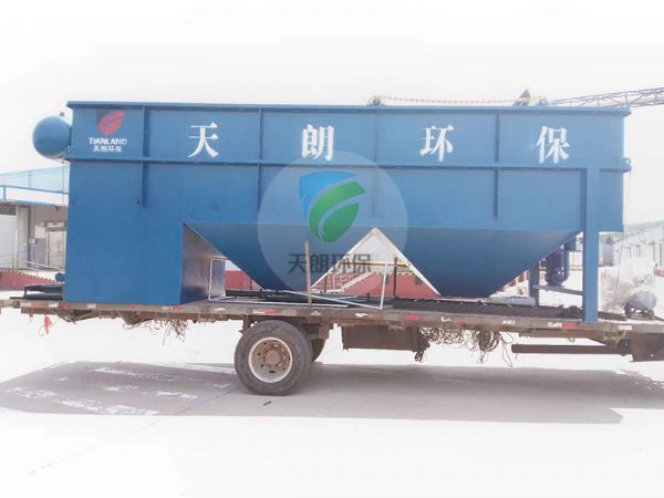 濰坊市新潤食品有限公司氣浮沉淀一體機(jī)設(shè)備使用現(xiàn)場